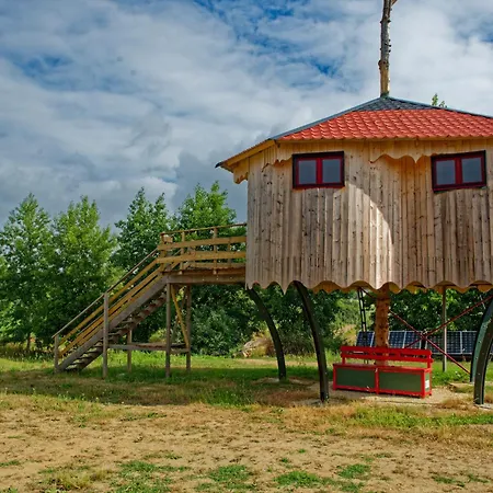 Yourte Roulotte Et Gite De La Laita Clohars-Carnoet Exterior photo