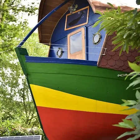 Yourte Roulotte Et Gite De La Laita Clohars-Carnoet Exterior photo