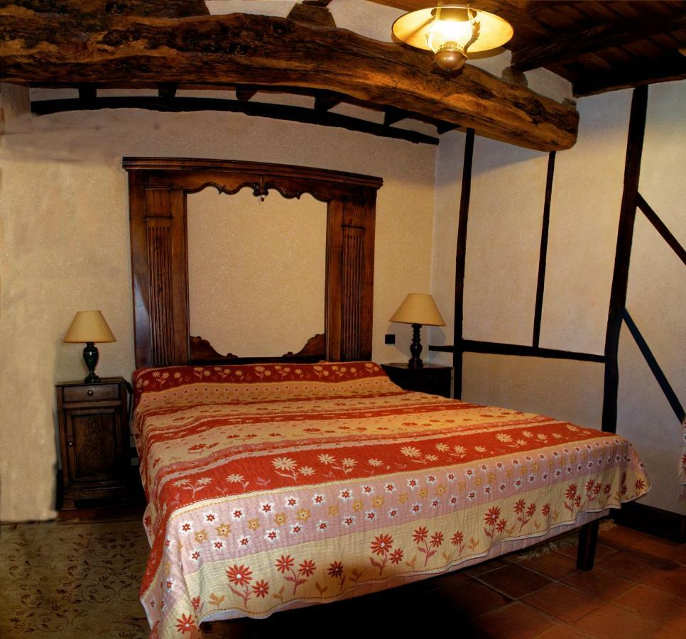 Yourte Roulotte Et De La Laita Country house *